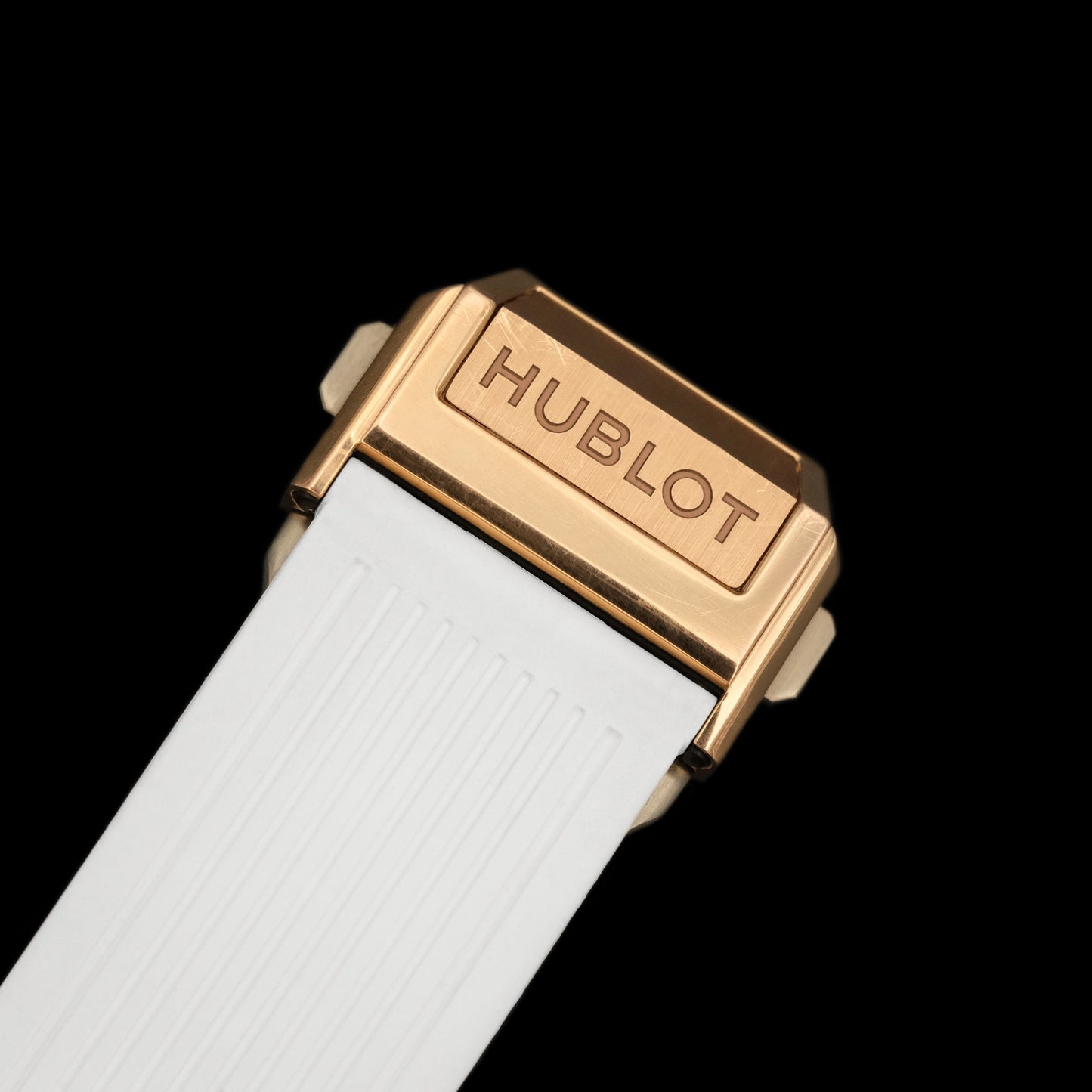 Hublot Spirit of Big Bang King Gold White Diamonds 39mm 662.OE.2080.RW.1204 de 2023
